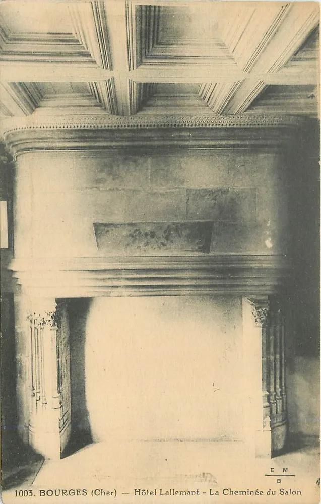 Bourges (Cher) — Hôtel Lallemant — La Cheminée du Salon - Recto