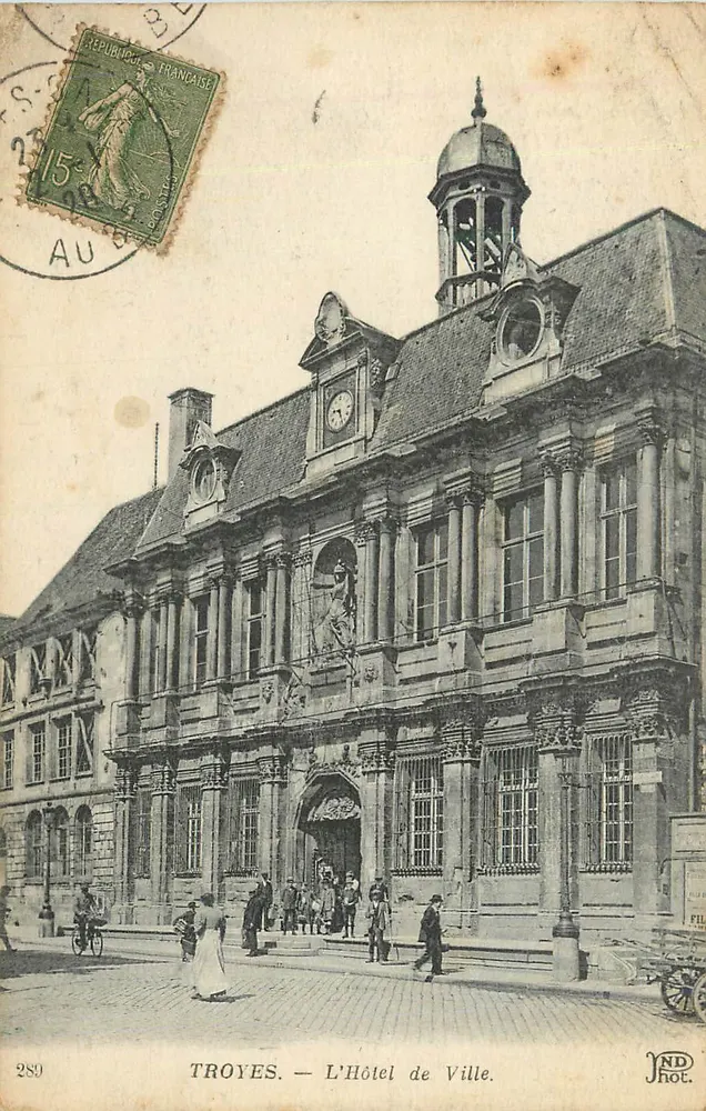 Troyes — L'Hotel de Ville — NDHOT. - Recto
