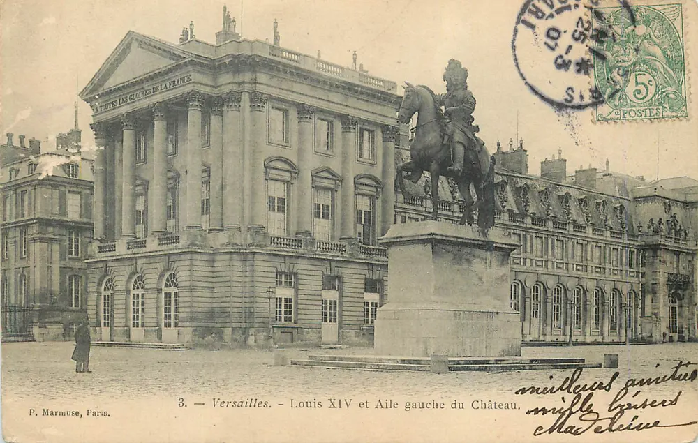 Versailles — Louis XIV et Aile gauche du Château — P. Marmuse, Paris, n°3 - Recto