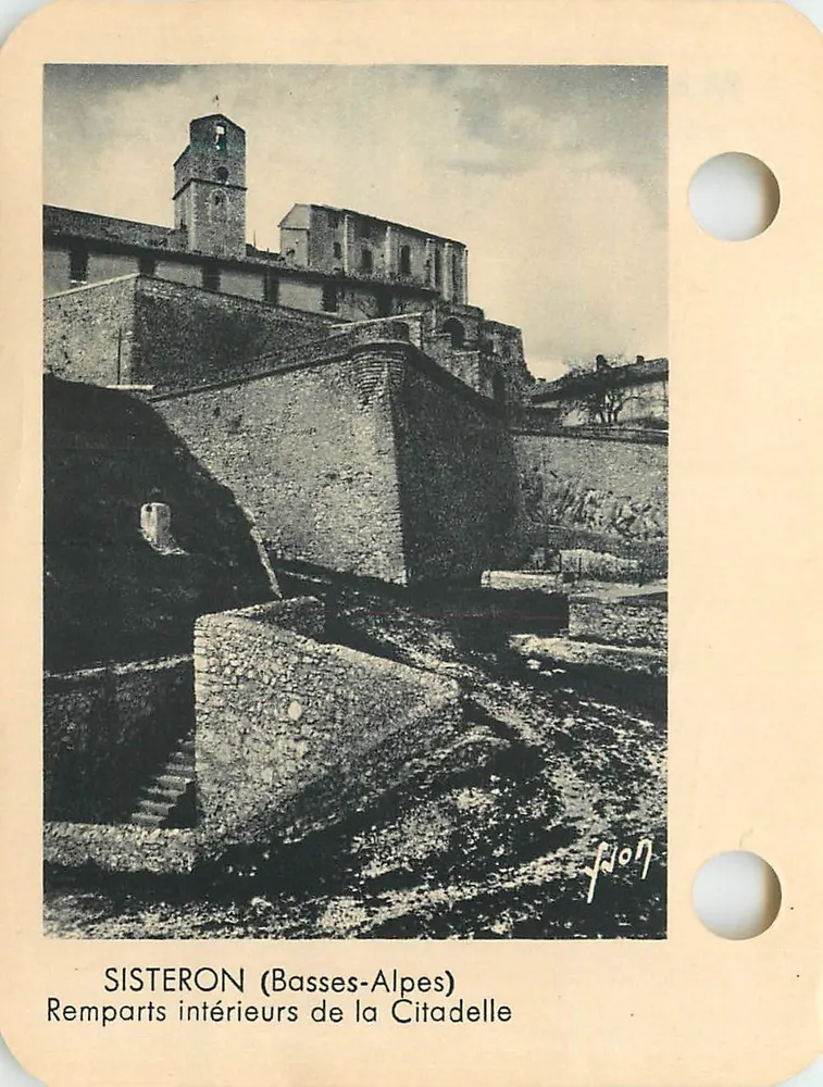 Sisteron (Basses-Alpes) — Innenmauern der Citadel — Verleger F. Léon, n°7 - Vorderseite