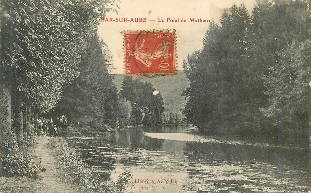 Bar-sur-Aube — O Fundo de Mathaux — Livraria A. Videl - Frente