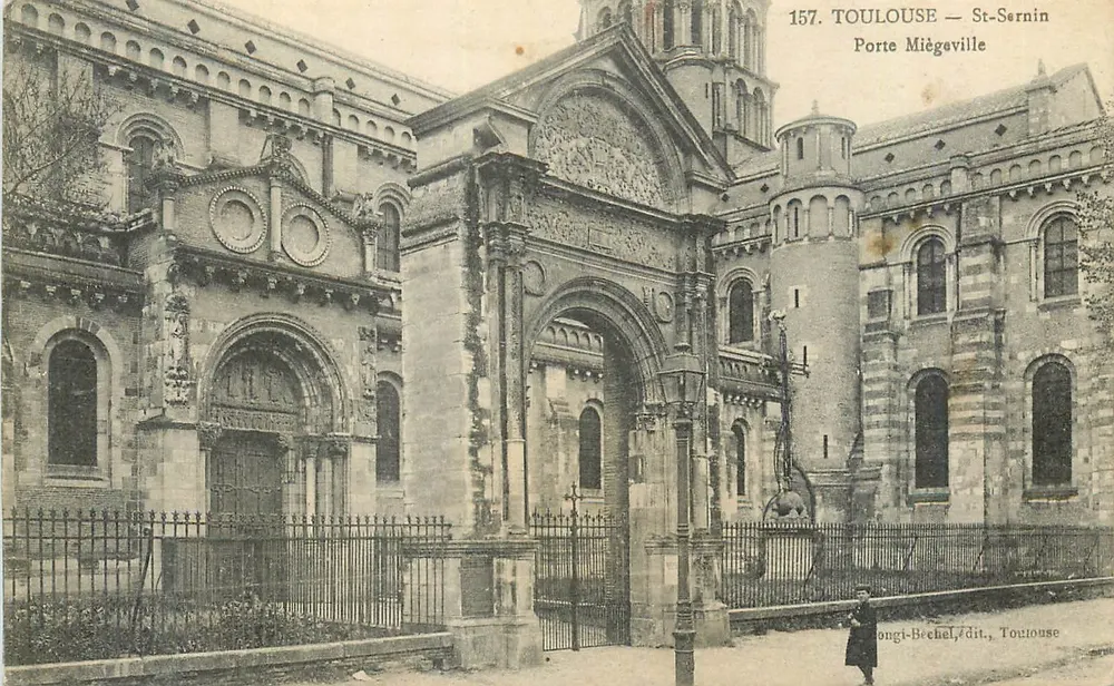 Toulouse — St-Sernin — Porte Miègeville — éditeur Longi-Béchel, Toulouse - Recto