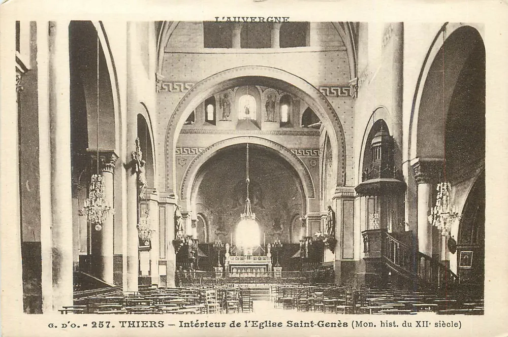 Thiers — Innenansicht der Kirche Saint-Genès (Historisches Monument des 12. Jahrhunderts) — J. Goulttefanges, Verlag Ollierques (P.-de-D.) - Vorderseite