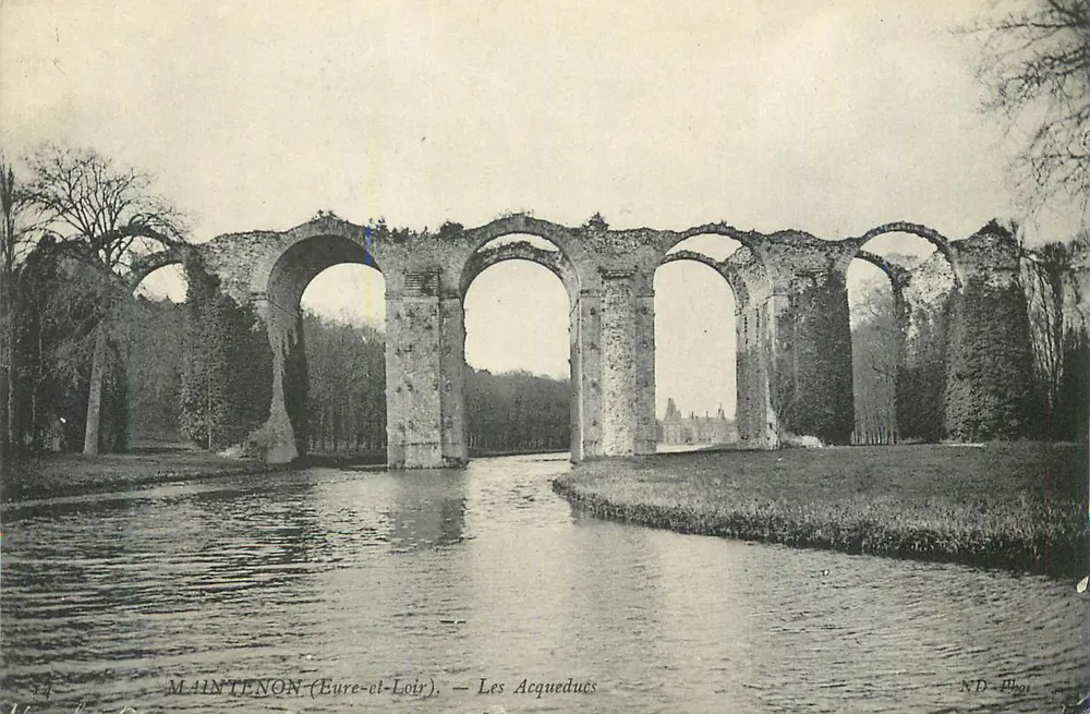 Maintenon (Eure-et-Loir) — Os Aquedutos — ND Phot - Frente