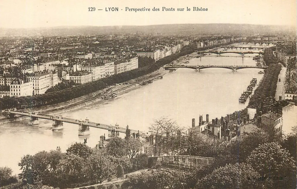 LYON - Perspectiva dos Pontes sobre o Ródano — editor Unis-France, n° 129 - Frente