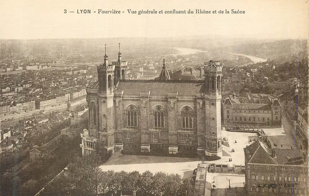 LYON - Fourvière - Vue générale et confluent du Rhône et de la Saône — R. FORT 'Luz' - Recto