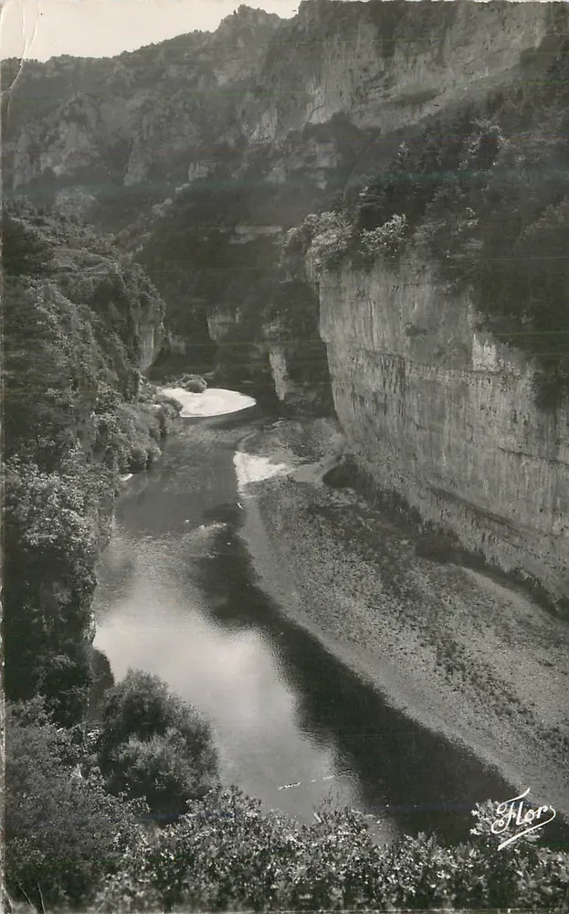 Le Gorge du Tarn — Vista generale dei detriti — Edizioni Artistiche Marceau Carrière, n° 1305 - Recto