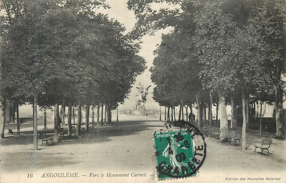 Angoulême — Em direção ao Monumento Carnot — Edição das Novas Galerias - Frente
