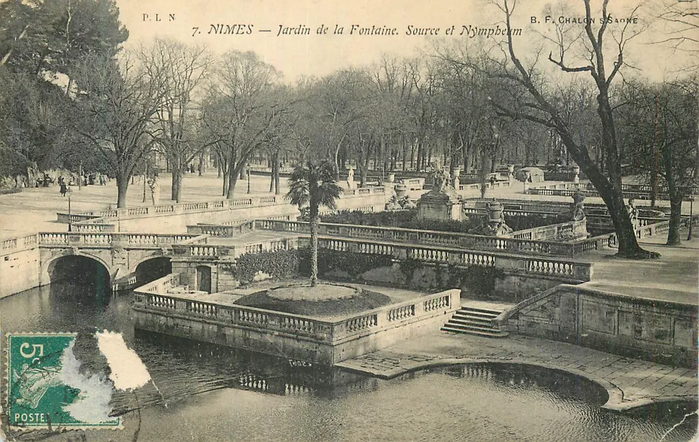 Nîmes — Jardin de la Fontaine. Source et Nymphéum — B. F. Chalon & Saone - Recto