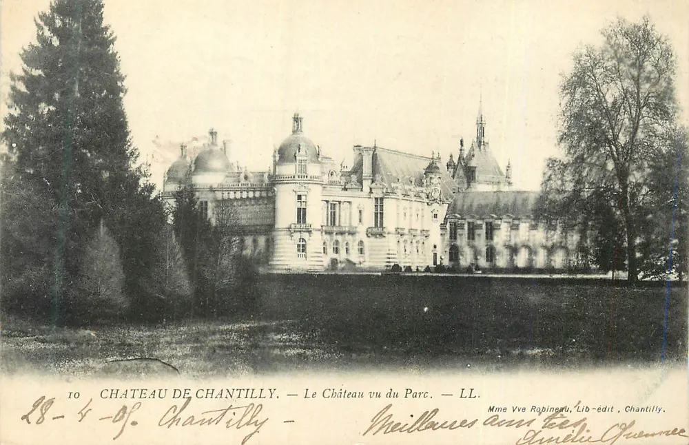 Castelo de Chantilly — O Castelo visto do Parque — Mme Vve Robineau, Lib-édit, Chantilly - Frente