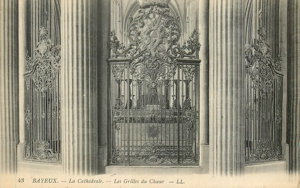 Bayeux — La Cathédrale — Les Grilles du Chœur — LL. - Recto