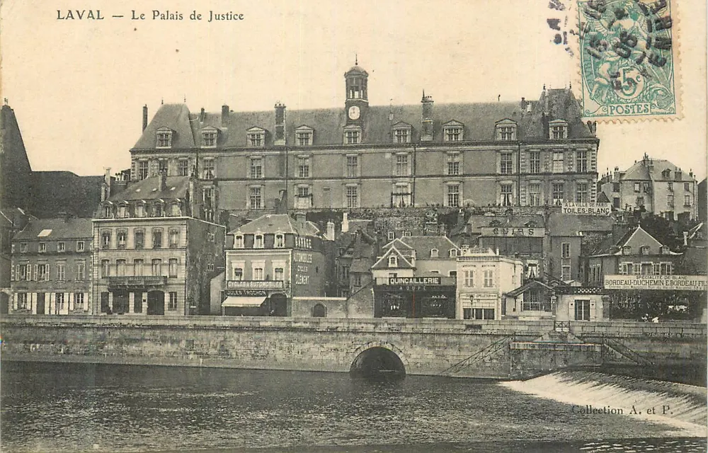 Laval — O Palácio de Justiça — Editor: Bordeaux-Duchemin & Bordeaux - Frente