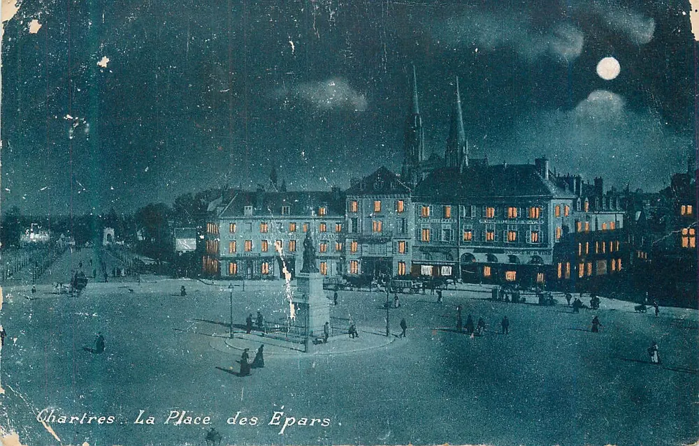 Chartres — La Place des Épars — éditeur non visible - Frente