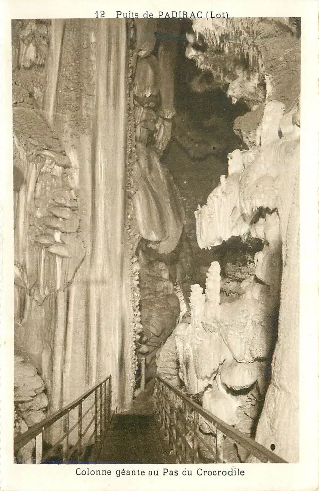 Puits de Padirac (Lot) — Riesensäule am Crocodile Step — Phototypie-Héliotype, Limoges - Vorderseite