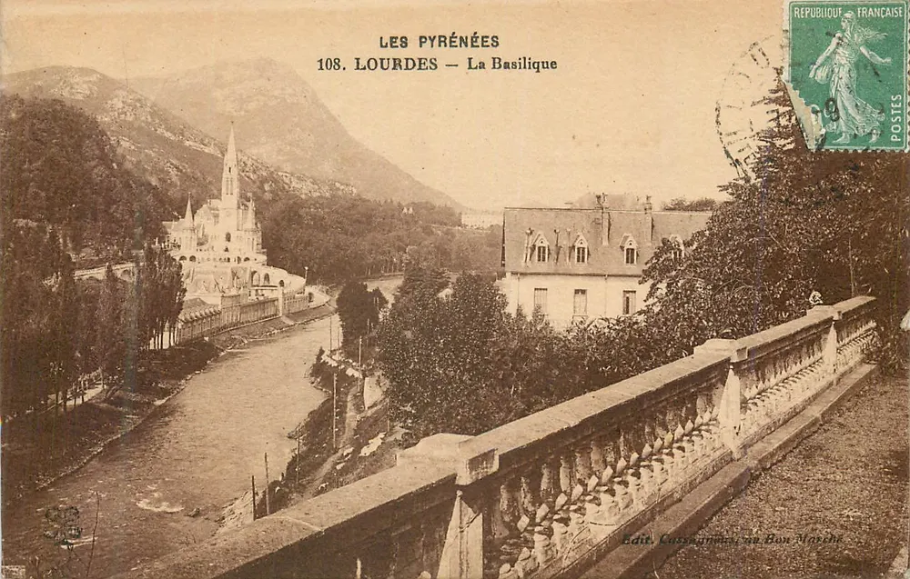 Lourdes — A Basílica — Edit. Lussagno, rua Bon-Marché - Frente