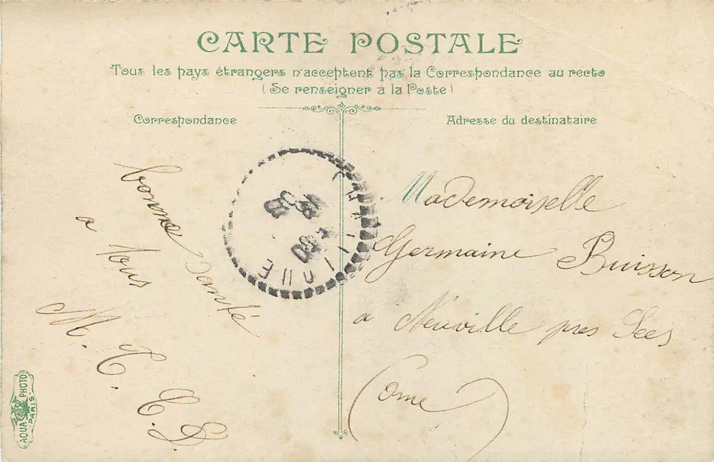 TROUVILLE - Sur la plage. — Scène de plage animée avec couple et enfant, éditeur G. P. L. n°4 - Verso