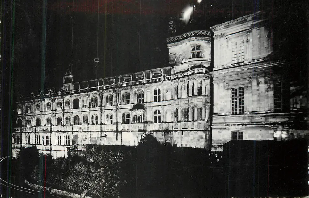 Château de Blois — La Touraine Illuminée — Édition A. BERNARD et BERNARD, n° 152 - Recto