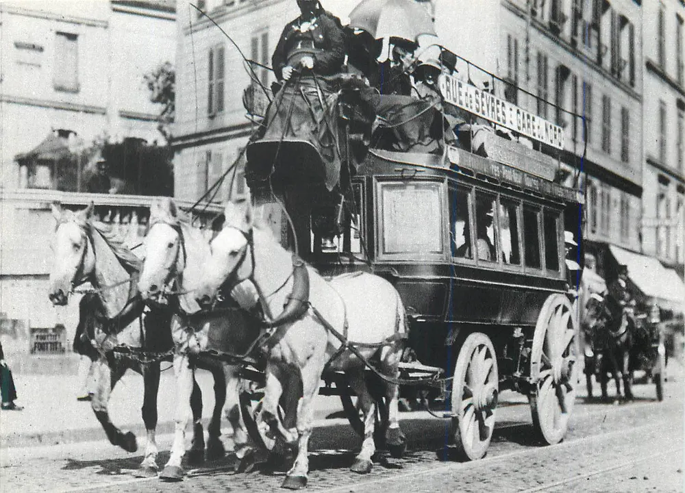 Paris 1900 — Omnibus a cavalo — Edições Chantal - Frente