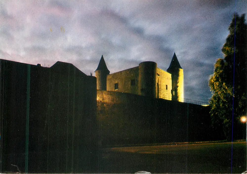 Château de Noirmoutier — Lichtwirkung auf das Schloss (15. Jahrhundert) — IRIS, Serie 5/850 - Vorderseite