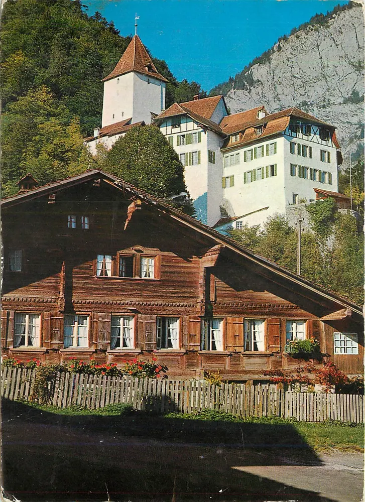 Schloss Wimmis — castelo suíço na montanha — Verlag Papeterie Ilg Wimmis - Frente