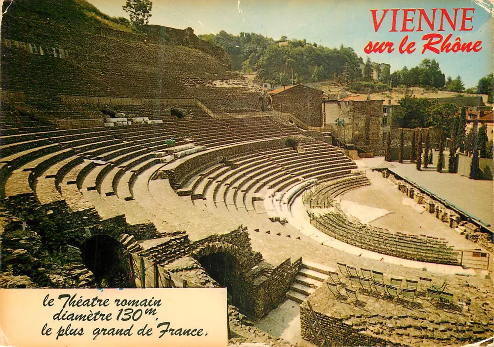 Vienne-sur-le-Rhône — Teatro romano — Ed. SPADÈM n°1.37331 - Frente