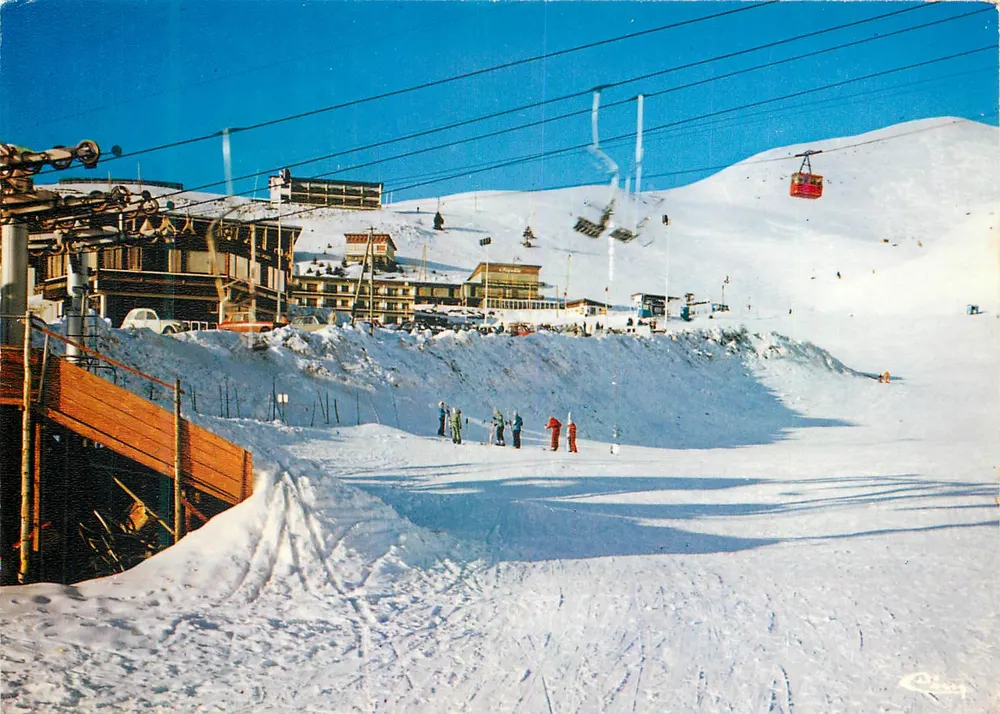 Chamrousse — Seilbahn und Skipisten von Recoin — Verlag Combière Drucker Mâcon - Vorderseite