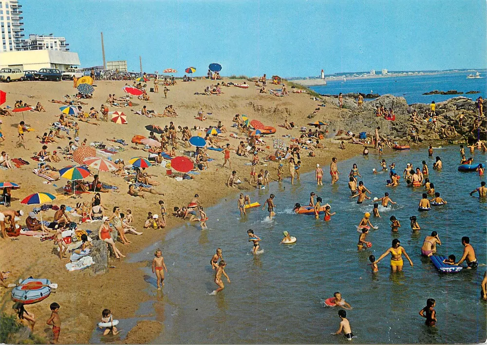 Les Sables d'Olonne — A Praia da Chaume — PAPYRA - Frente