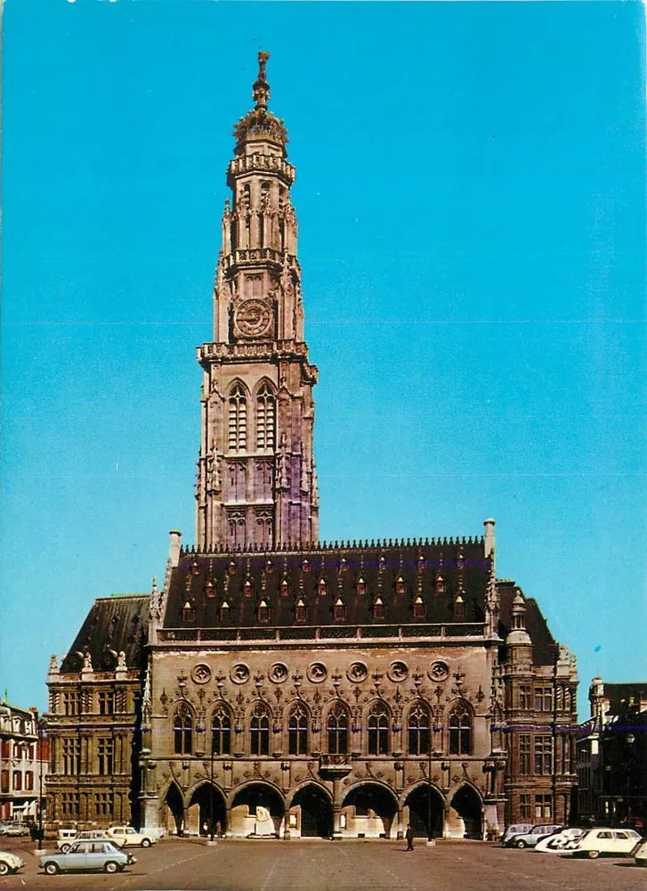 Arras (P.-de-C.) — L'hotel de ville — Uitgever Combier - Voorkant