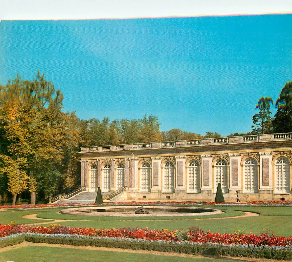 Le Grand Trianon — Versailles et ses merveilles — Éditions GUY - Recto