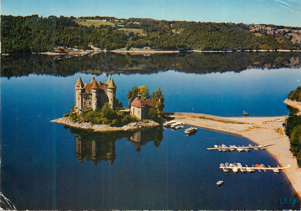 Schloss Val — feudale Burg des 15. Jahrhunderts auf der Insel des Staudamms — Verlag 'La Cigogne' - Vorderseite