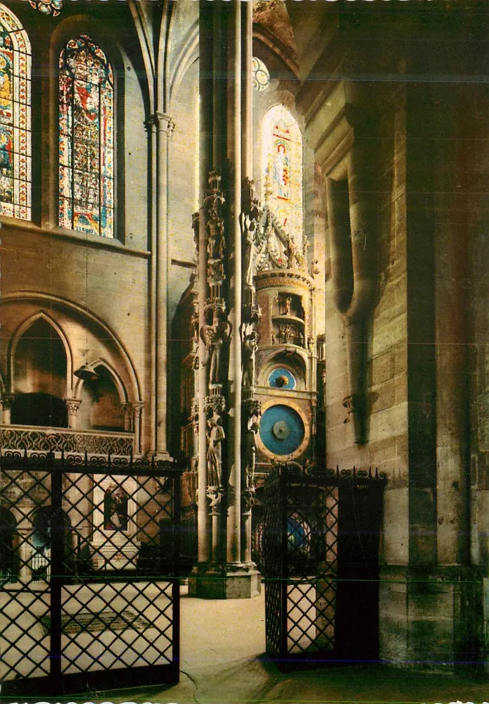 Strasbourg-Kathedrale — Die astronomische Uhr und der Engelssäulen — Verlag MARASCO & Cie S.A. - Vorderseite
