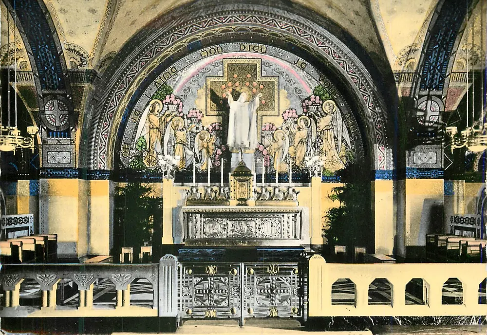 A Basílica de Lisieux — A Cripta - O Coro — Editor BSL - Frente