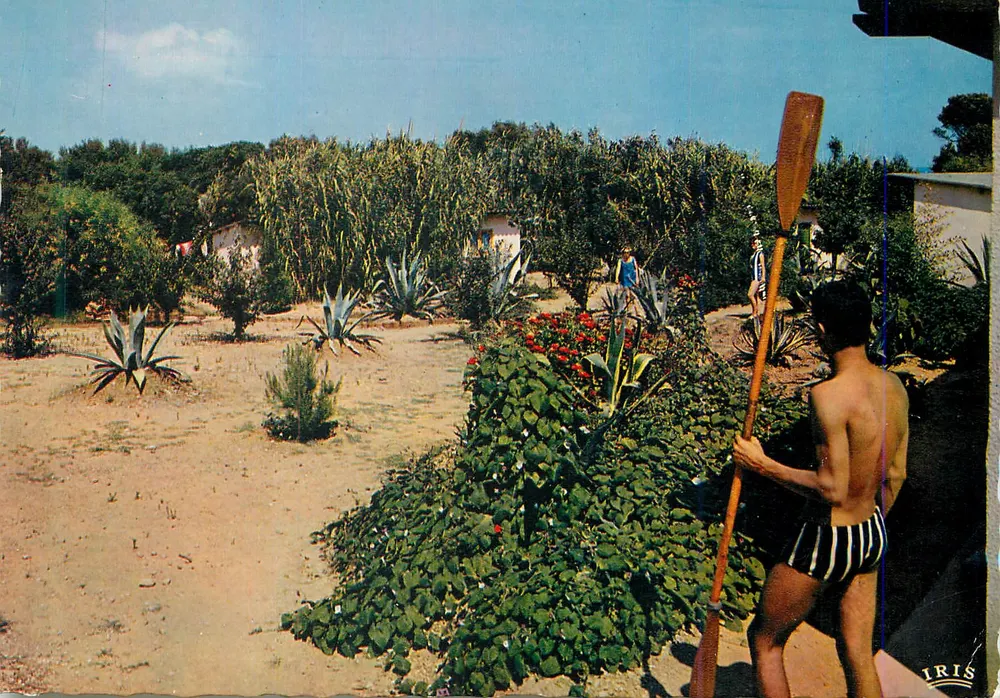 Urlaubsvillage 'Air Sport Soleil' — Giens (Var) — Éditions La Cigogne - Vorderseite