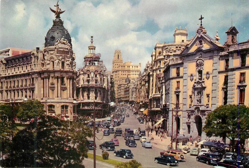 Madrid — rue d'Alcalá et avenue José Antonio — Éditions García Garrabella - Recto