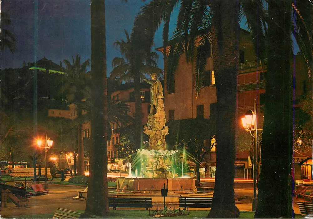 Monumento a Cristóvão Colombo — noturno — S. Margherita Ligure (GE) - Frente