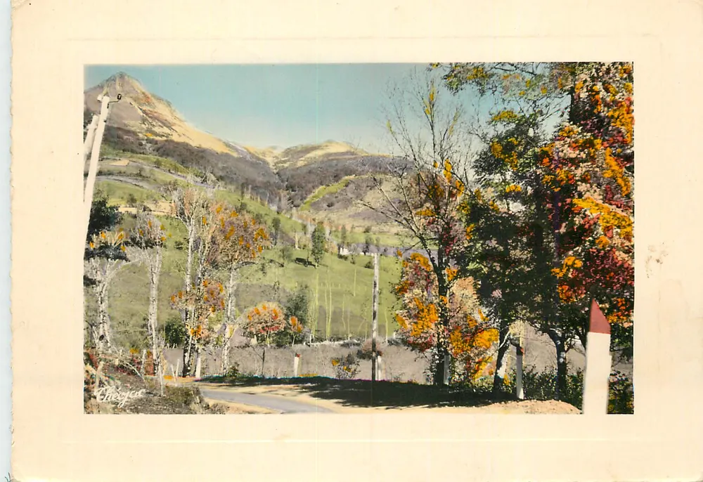 O Cantal Pittoresque — A Estrada de Aurillac a Murat — Edições Modernas THEJAC - Frente