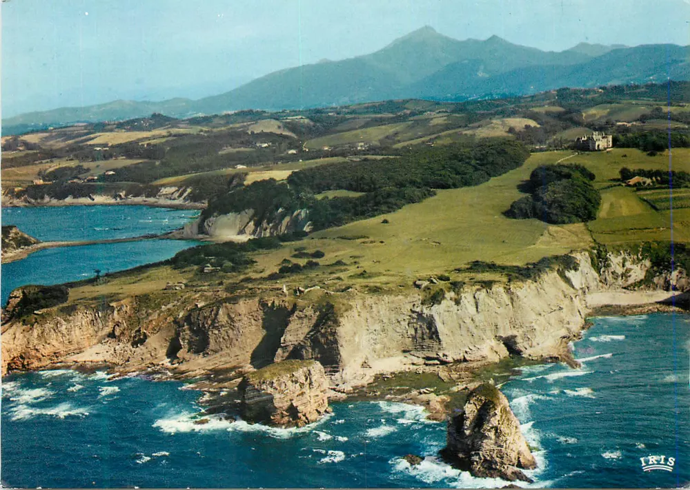 Hendaye - Französisch-spanische Grenze — Les Deux Jumeaux und die Rhune — Éditions Réunies Bernard Beaujard, n°1267 - Vorderseite