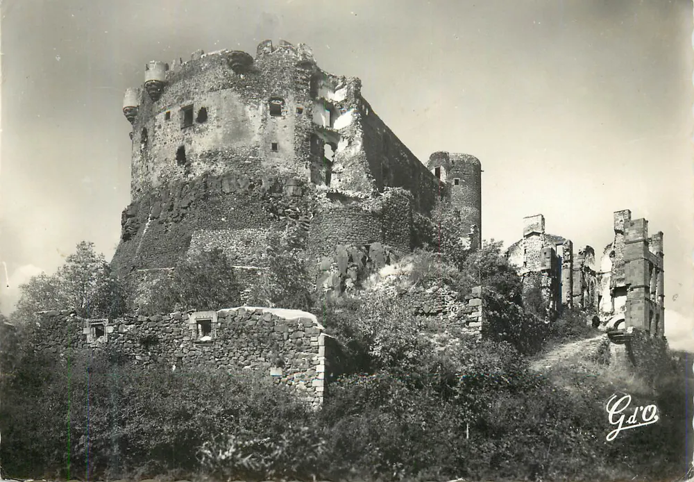 Schloss Murol — Überblick — G.d'O - Vorderseite