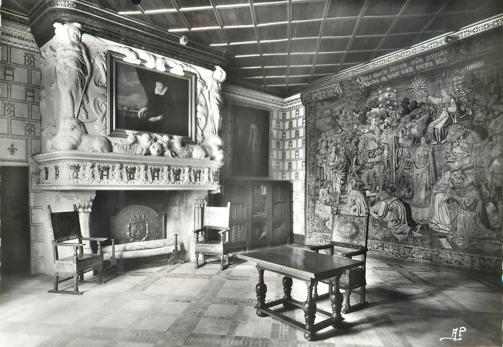Chenonceau — Chambre de Diane — Édition d'Art A.P., Versailles - Recto