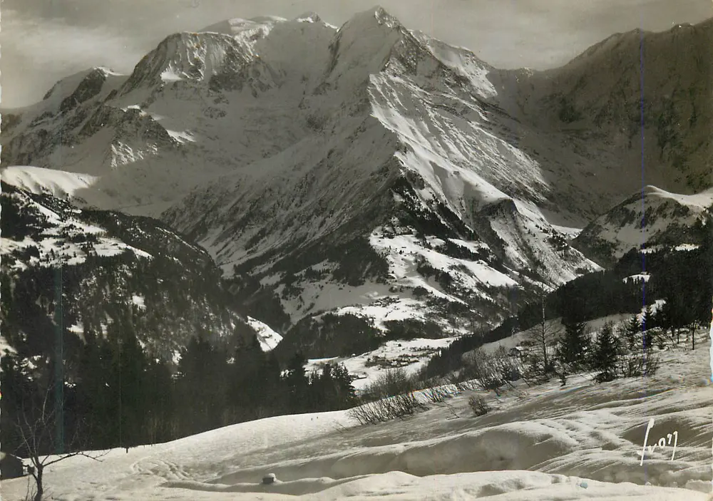 St-Nicolas-de-Véroce (Hte-Savoie) — Ansicht der Schlucht und des Mont-Blanc — Éditions d'Art 'YVON', Paris - Vorderseite