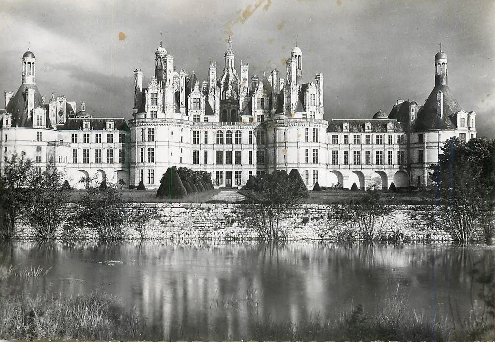 Castelo de Chambord — Loir-et-Cher — Service Commercial Historiques, Paris - Frente