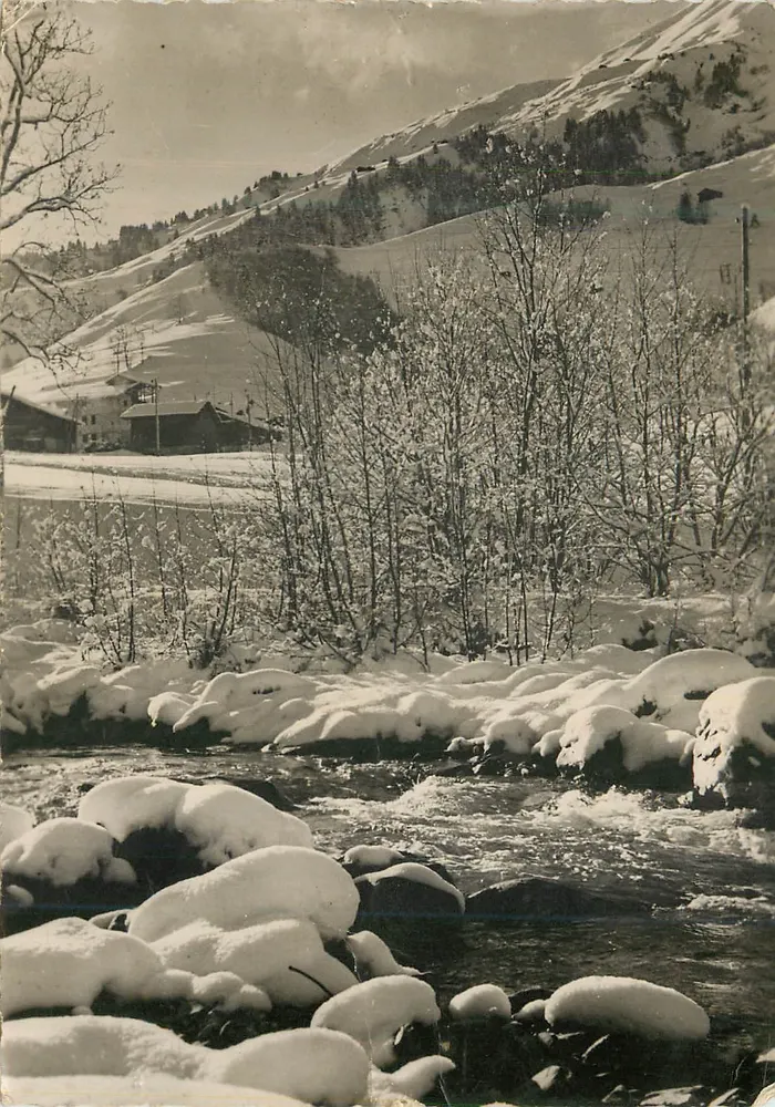 Torrente sob a neve — M. 505 — Éditions E.T.A.P. Rue du Bouloir, Paris - Frente