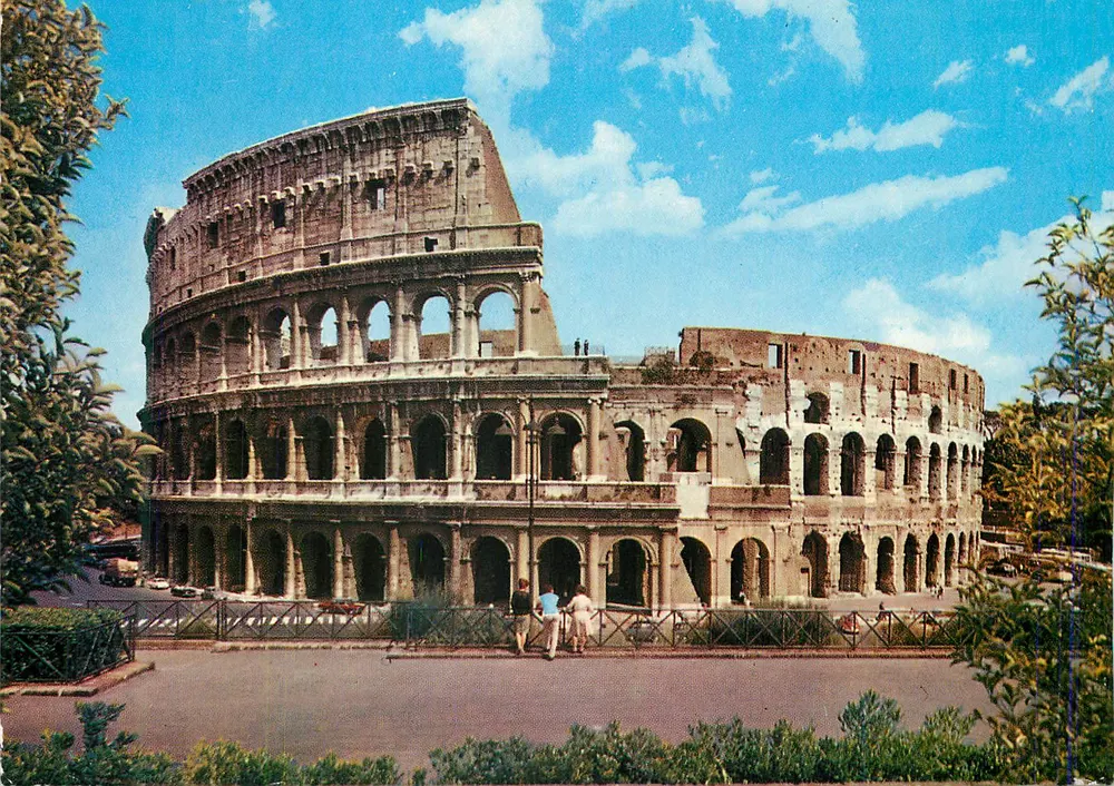 Coliseu de Roma — vista panorâmica — editor MA.P.I.R. n°99 - Frente