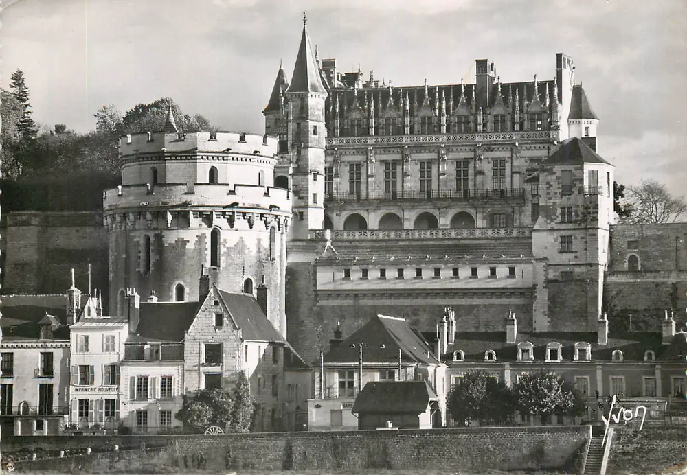 Amboise — O Castelo (século XV) — Éditions d'Art Martel - Frente
