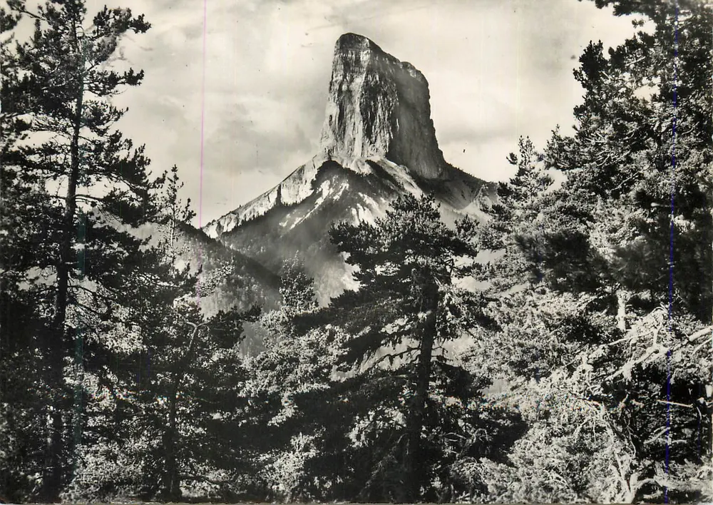 Mont Aiguille — Die malerischen Alpen — Photo Chanteperdrix S.P.A. - Vorderseite
