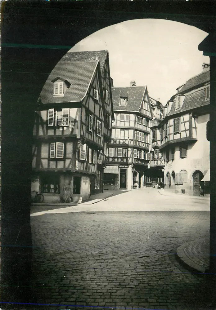 Vieux Colmar (Haut-Rhin) — Rue des Marchands — Edition VIBECO n°151 - Recto