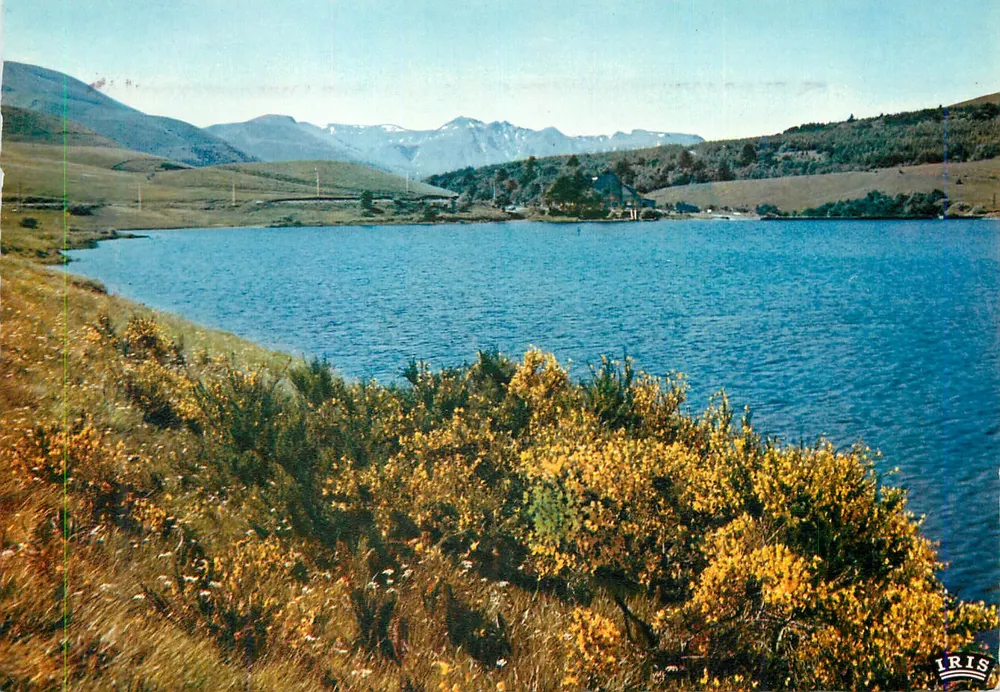 A AUVERGNE — O Lago Guéry — Editor IRIS - Frente