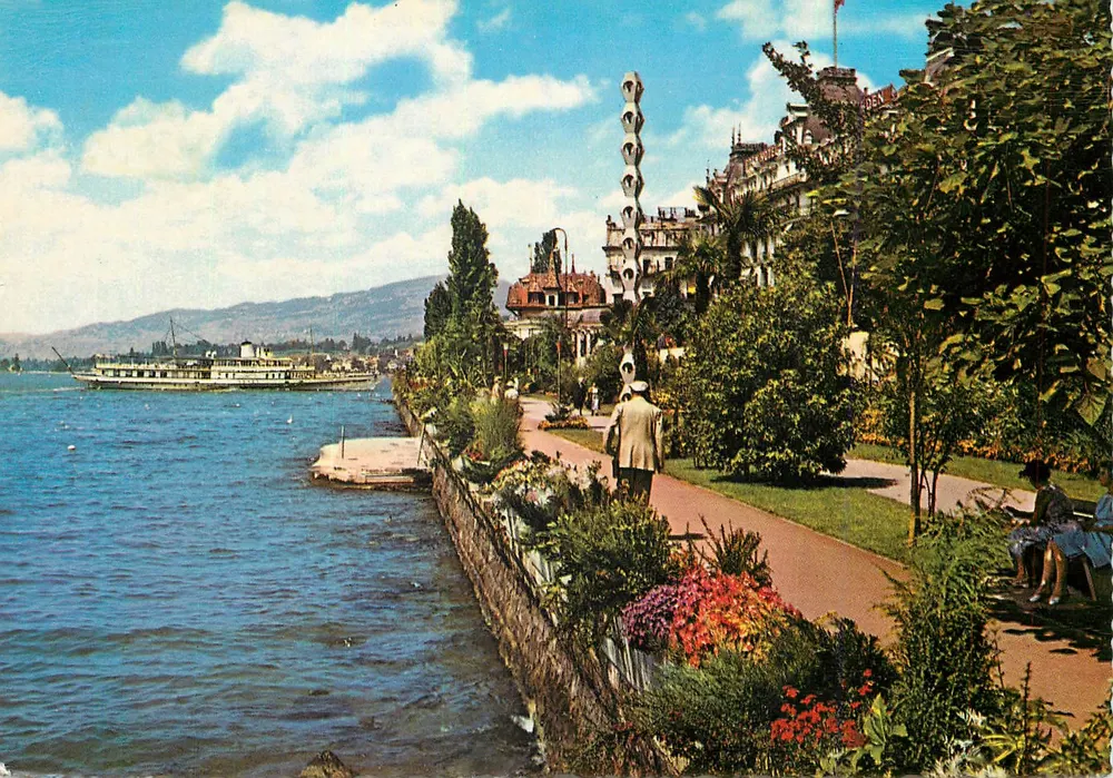 Montreux — Le Quai du Casino — Éditeur Lefèvre, n° 3 - Recto