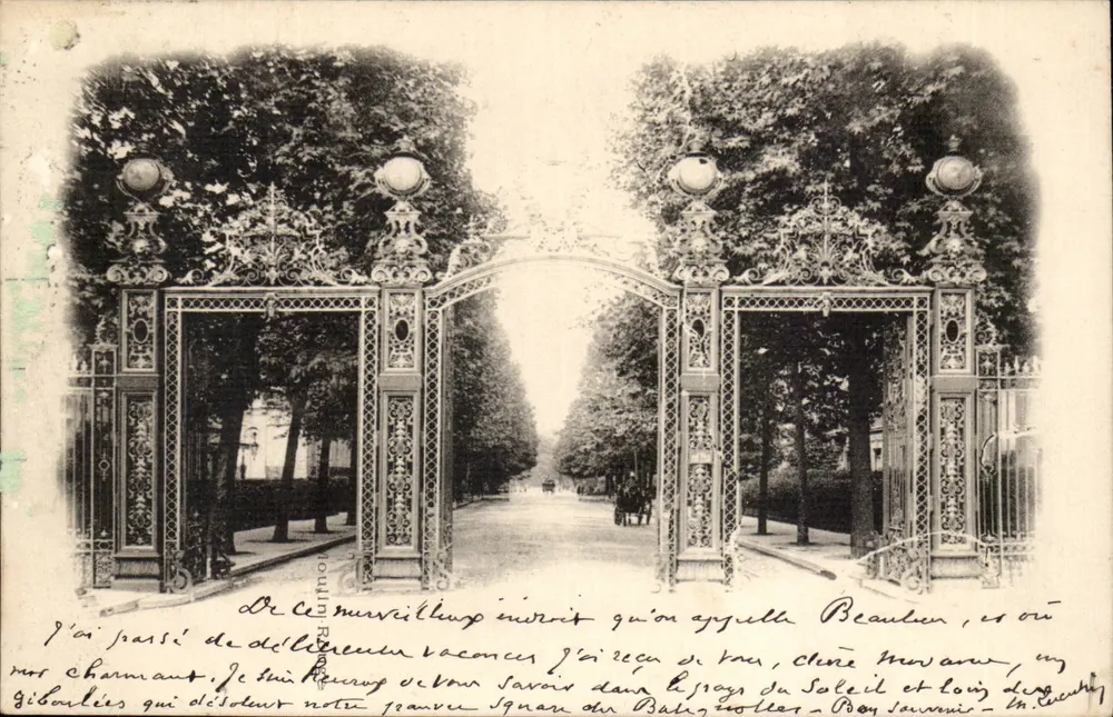 Portal do Square de la Solitude em Bougival — editor Roulin, número de série não visível - Frente