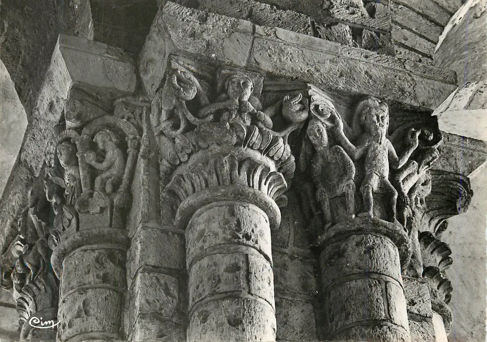 Basilika von ST-BENOIT-sur-LOIRE — Kapitelle der Turmpforte — IMP. MACON (S.-et-L.) - Vorderseite